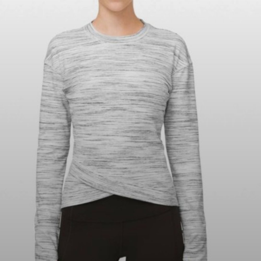 Close to Crossing Long Sleeve *Rulu